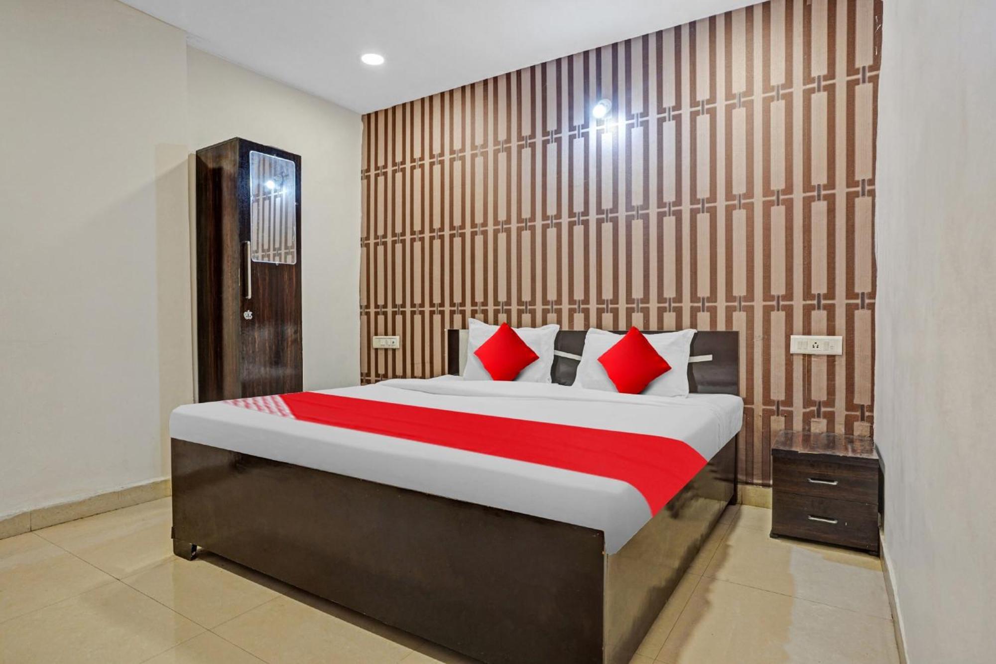 Hotel O Flagship Hotel Gulmohar Inn Bhopal Luaran gambar